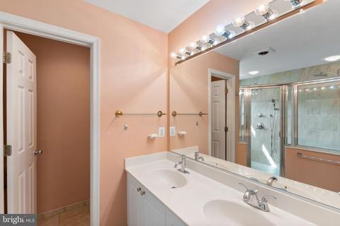 6101 Deer Ridge Trl, Springfield, VA 22150 photo 32