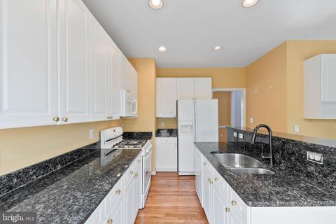 6101 Deer Ridge Trl, Springfield, VA 22150 photo 16