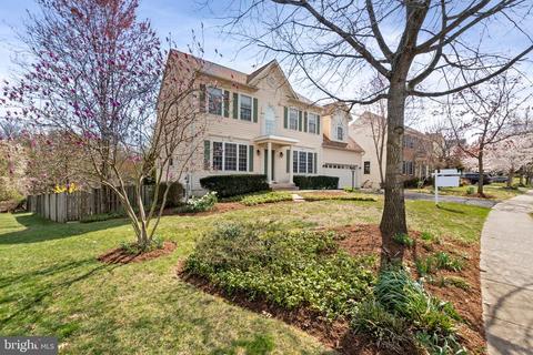 6101 Deer Ridge Trl, Springfield, VA 22150 photo 2