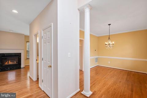 6101 Deer Ridge Trl, Springfield, VA 22150 photo 7