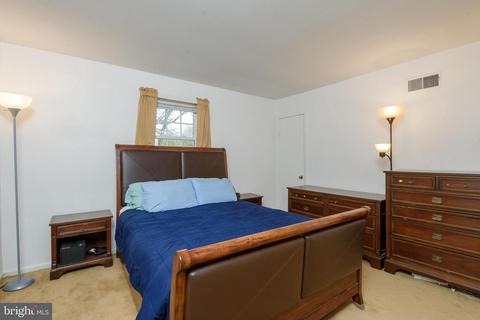 6912 Sydenstricker Rd, Springfield, VA 22152 photo 22