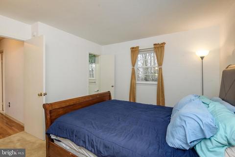 6912 Sydenstricker Rd, Springfield, VA 22152 photo 25