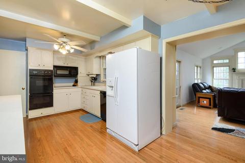 6912 Sydenstricker Rd, Springfield, VA 22152 photo 16