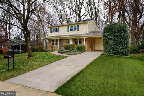 6912 Sydenstricker Rd, Springfield, VA 22152 photo 2