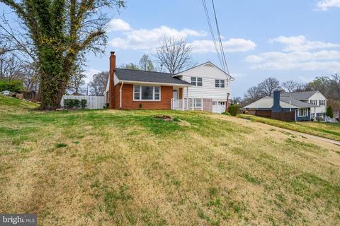 7405 Charlotte St, Springfield, VA 22150 photo 2