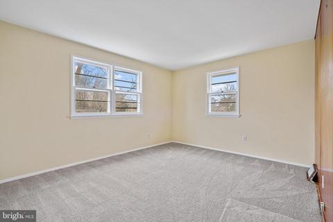 7405 Charlotte St, Springfield, VA 22150 photo 7
