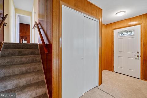 7405 Charlotte St, Springfield, VA 22150 photo 6