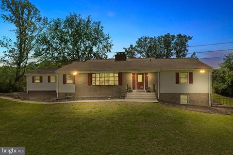 11701 Amkin Dr, Clifton, VA 20124