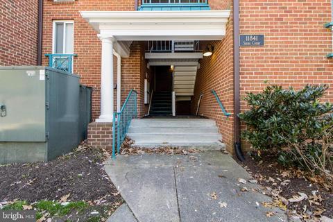 11841 Shire Ct #21B, Reston, VA 20191