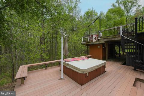 8844 Creekside Way, Springfield, VA 22153 photo 24