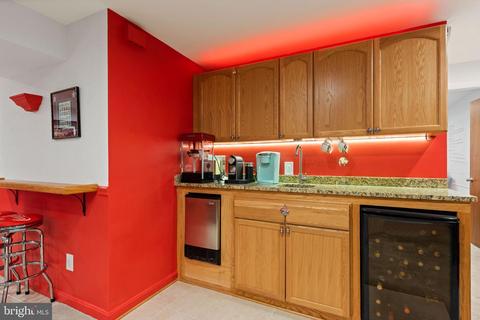 8844 Creekside Way, Springfield, VA 22153 photo 39