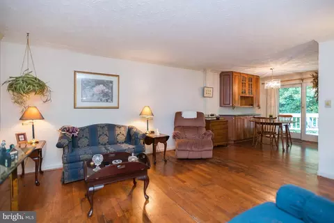 8482 Magic Tree Ct, Springfield, VA 22153 photo 36