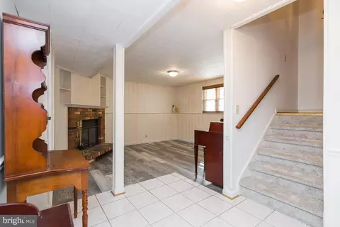 8482 Magic Tree Ct, Springfield, VA 22153 photo 32