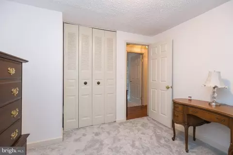 8482 Magic Tree Ct, Springfield, VA 22153 photo 16