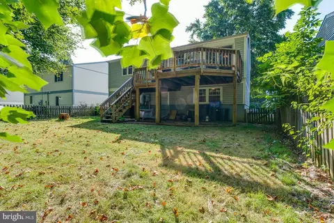 8482 Magic Tree Ct, Springfield, VA 22153 photo 12