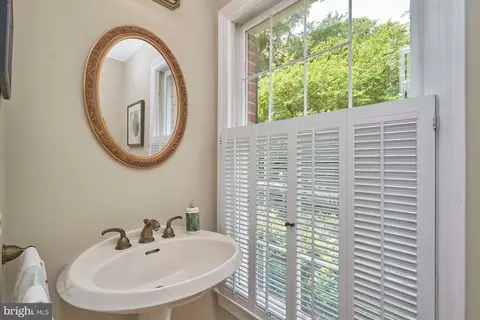 1235 Aldebaran Dr, Mclean, VA 22101 photo 24