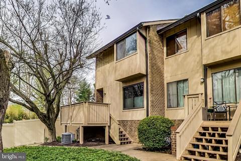 2522 Glengyle Dr #207, Vienna, VA 22181