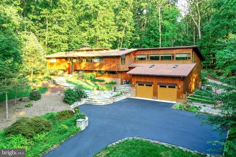 11139 Rich Meadow Dr, Great Falls, VA 22066