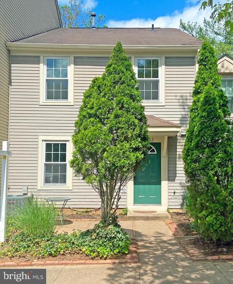 14362 Havener House Ct, Centreville, VA 20120