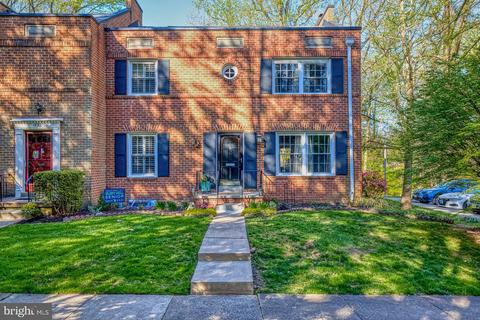 1829 Wainwright Dr, Reston, VA 20190