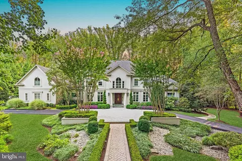 8295 Alvord St, Mclean, VA 22102