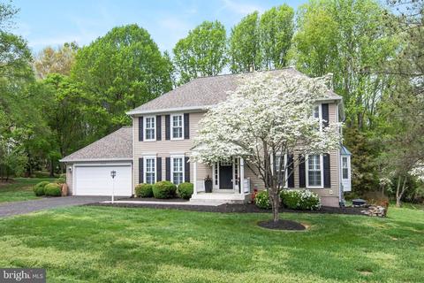 12112 Fairfax Hunt Rd, Fairfax, VA 22030