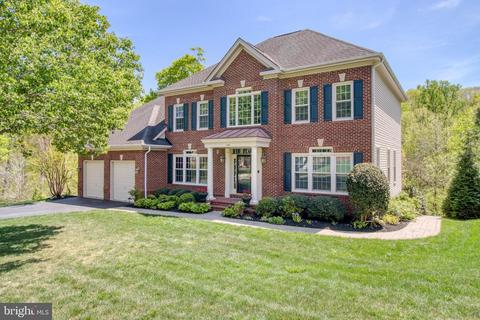 8101 Chars Landing Ct, Springfield, VA 22153 photo 3