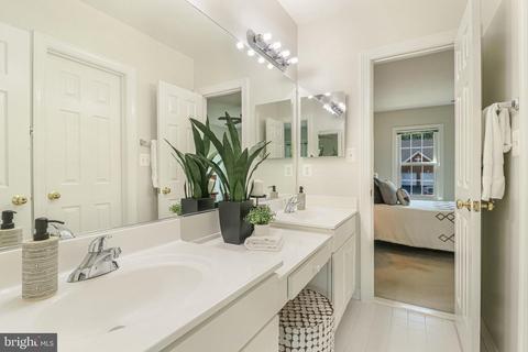 8101 Chars Landing Ct, Springfield, VA 22153 photo 71