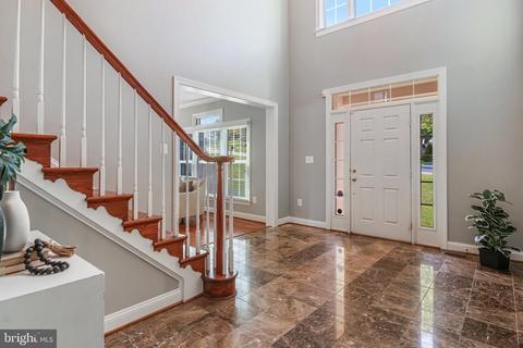8101 Chars Landing Ct, Springfield, VA 22153 photo 8