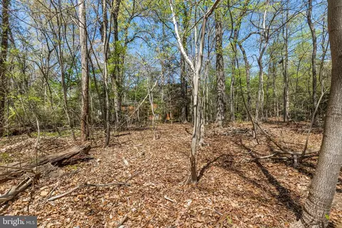 Athens Rd, Fairfax, VA 22032