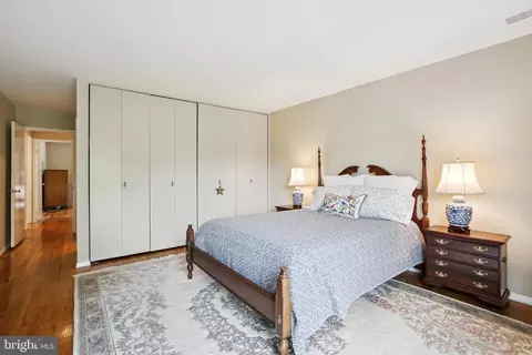 11436 Links Dr, Reston, VA 20190 photo 22