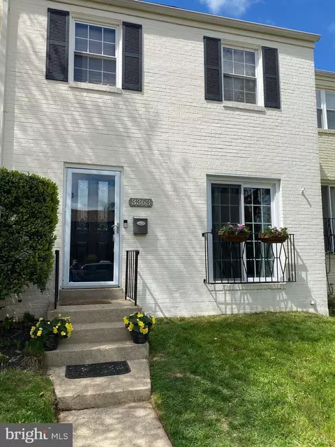 3363 Ardley Ct, Falls Church, VA 22041