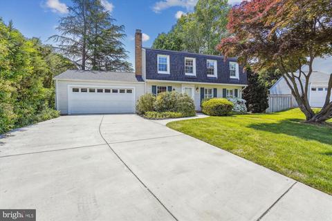 3274 Rose Glen Ct, Falls Church, VA 22042