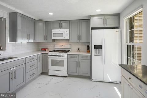 6812 Ericka Ave, Alexandria, VA 22310