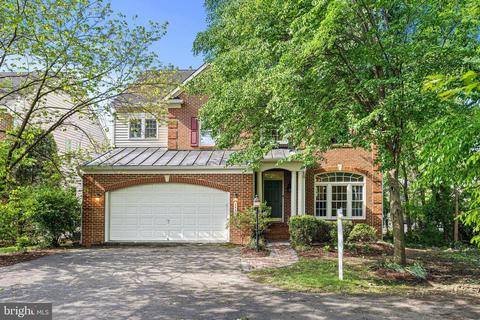 2536 Swift Run St, Vienna, VA 22180