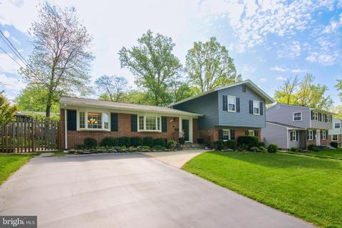 2417 Drexel St, Vienna, VA 22180