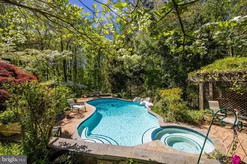 8428 Holly Leaf Dr, Mclean, VA 22102 photo 55