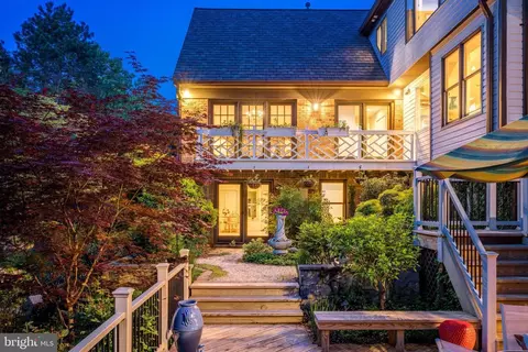 8428 Holly Leaf Dr, Mclean, VA 22102 photo 50