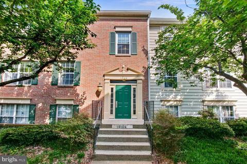 12106 Green Ledge Ct #201, Fairfax, VA 22033