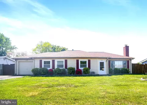 6204 Alamo St, Springfield, VA 22150