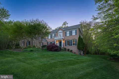 12024 Wandabury Rd, Oakton, VA 22124