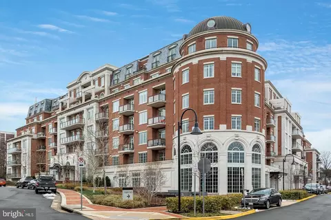 6900 Fleetwood Rd #500, Mclean, VA 22101