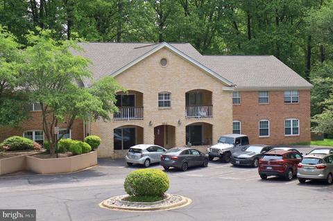 5815 Cove Landing Rd #102, Burke, VA 22015
