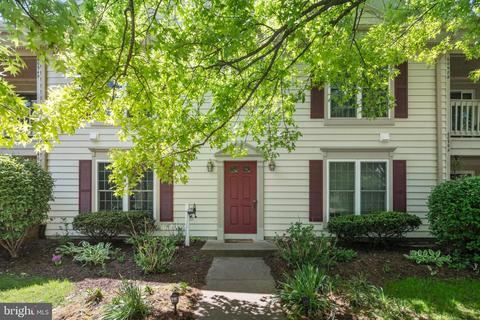6094 Essex House Sq # b, Alexandria, VA 22310
