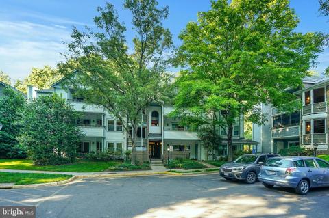 7716 Lafayette Forest Dr #24, Annandale, VA 22003