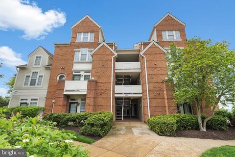 6864 Brindle Heath Way #206, Alexandria, VA 22315