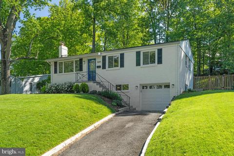 3605 Terrace Dr, Annandale, VA 22003