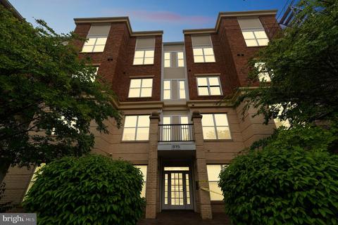 815 Branch Dr #101, Herndon, VA 20170