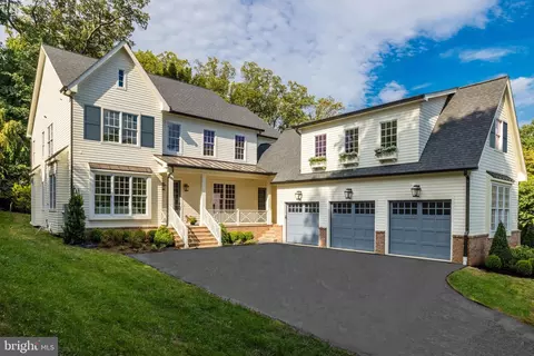 1809 Briar Ridge Ct, Mclean, VA 22101