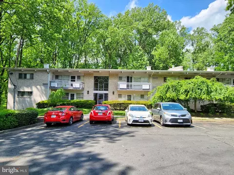7764 Donnybrook Ct #108, Annandale, VA 22003